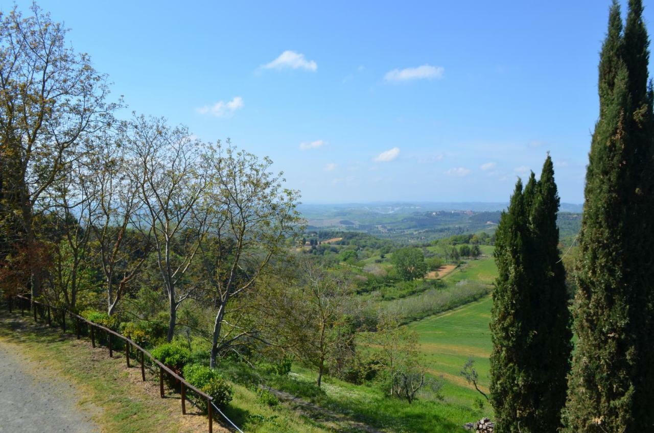 Agriturismo Le Case Di San Vivaldo มอนตาโยเน ภายนอก รูปภาพ